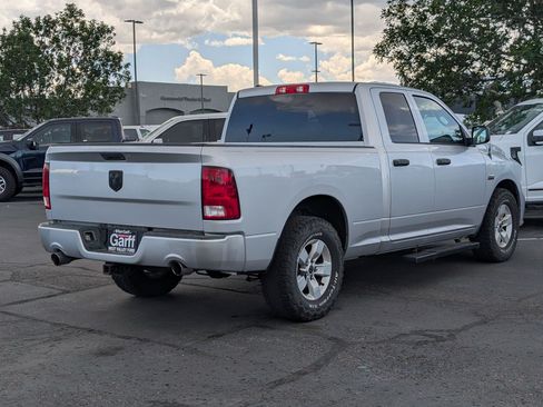 Used 2017 RAM 1500 Express RWD image 3