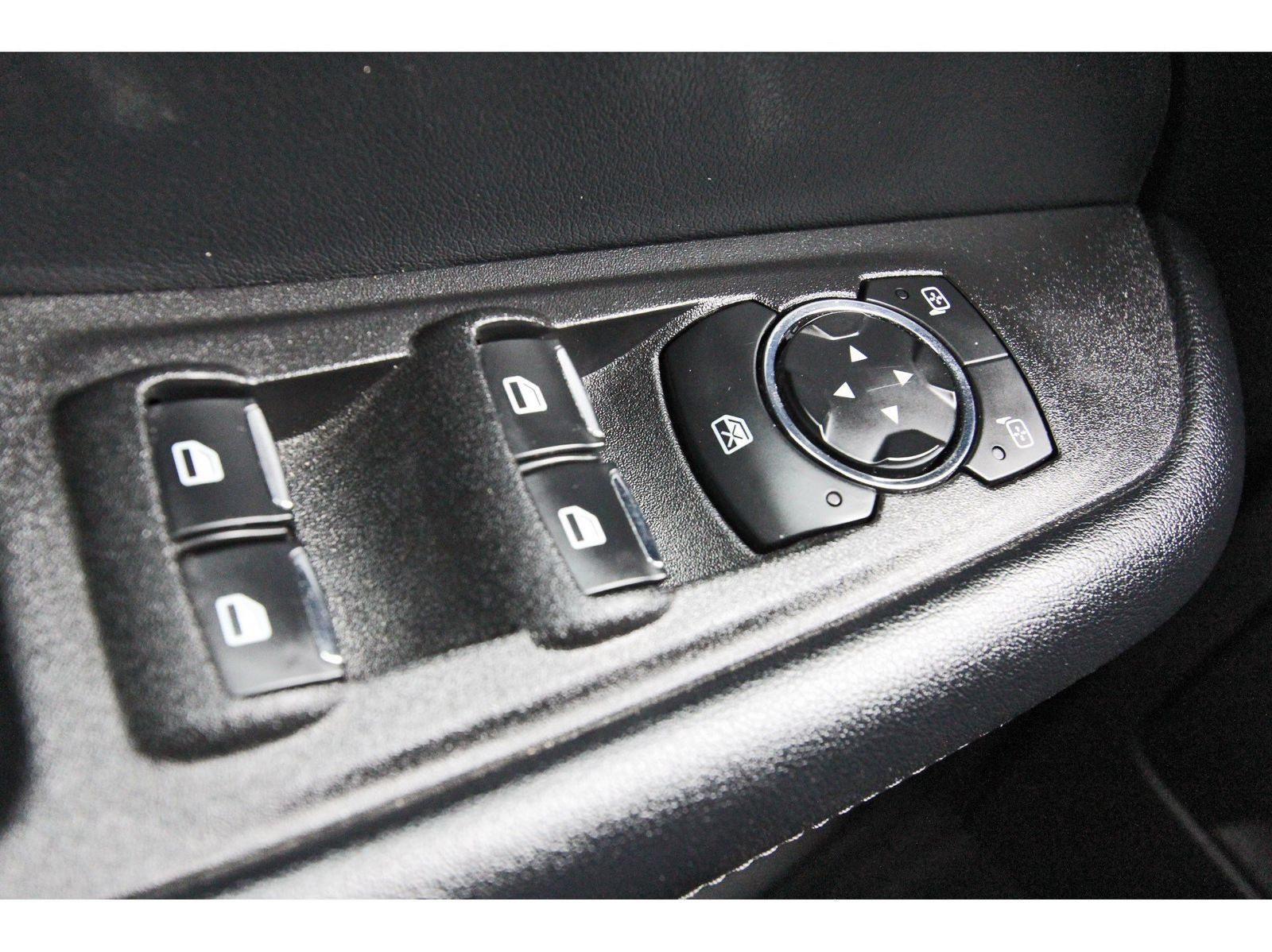 Used 2024 Ford Edge SEL AWD/4WD image 22