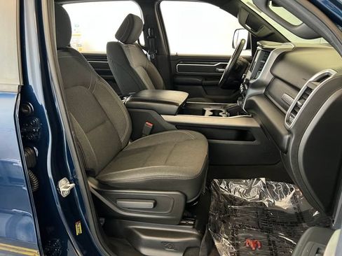 Used 2019 RAM 1500 Big Horn RWD image 38