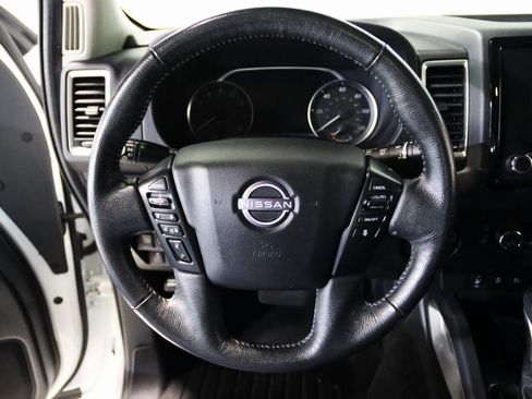Used 2022 Nissan Frontier SV image 38