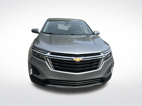 Used 2024 Chevrolet Equinox LT w/ LPO, Floor Liner Package FWD image 9
