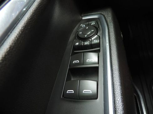 Used 2024 GMC Sierra 3500 SLT w/ SLT Premium Package image 31