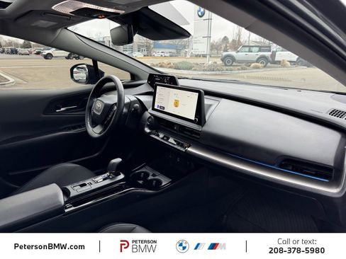 Used 2024 Toyota Prius XLE image 17