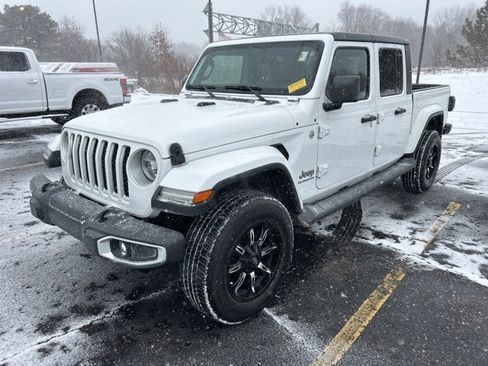 Certified 2020 Jeep Gladiator Overland image 1