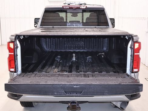Used 2024 Chevrolet Silverado 3500 High Country w/ High Country Premium Package AWD/4WD image 45