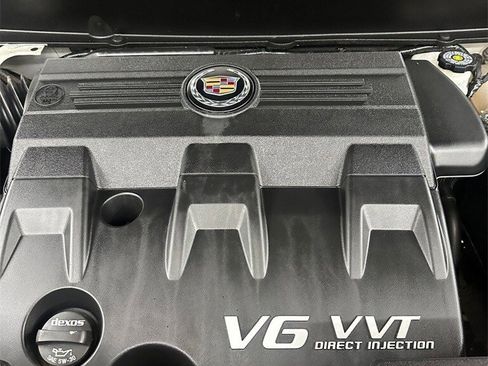 Used 2014 Cadillac SRX Luxury w/ Driver Awareness Package image 6