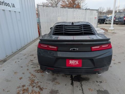 Used 2018 Chevrolet Camaro LT w/ Technology Package image 14