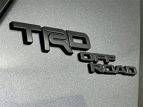 Used 2022 Toyota 4Runner TRD Off-Road Premium image 33