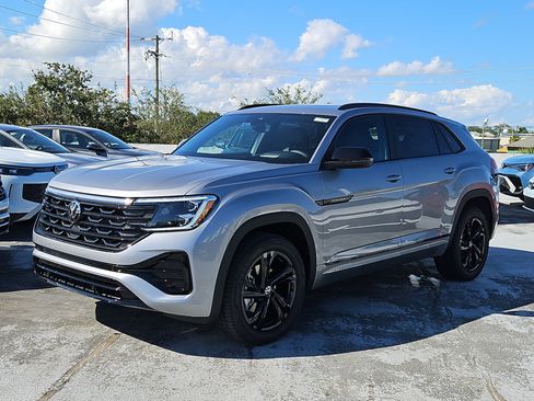 New 2026 Volkswagen Atlas Cross Sport SEL R-Line AWD/4WD image 2