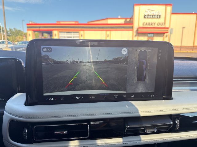 Used 2025 Lincoln Aviator AWD w/ Equipment Group 101A image 25