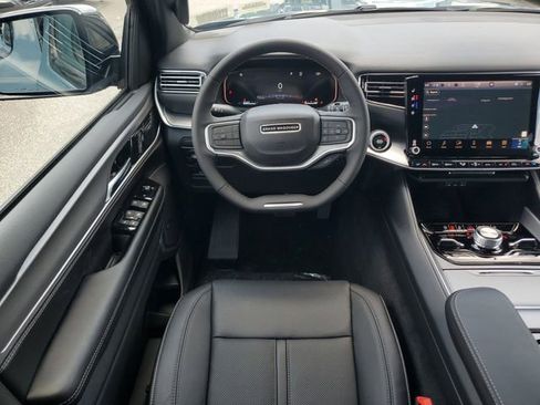 New 2026 Jeep Grand Wagoneer 4WD image 18