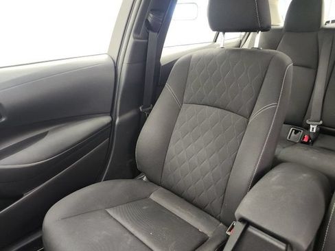 Used 2025 Toyota Corolla LE FWD image 15