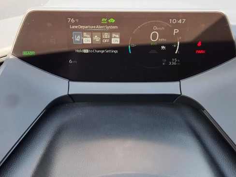 New 2026 Toyota Prius Plug-In Hybrid image 11