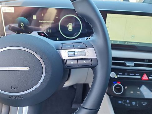 New 2025 Hyundai Tucson SEL image 23