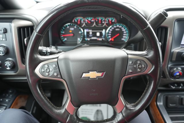 Used 2018 Chevrolet Silverado 2500 High Country w/ Duramax Plus Package AWD/4WD image 24