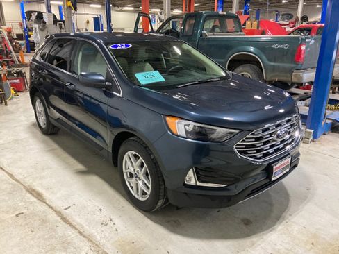 Used 2022 Ford Edge ST-Line image 3