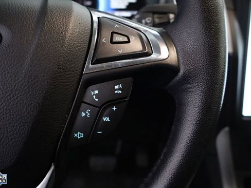 Used 2023 Ford Edge SEL image 17