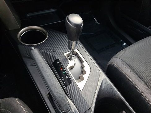 Used 2014 Toyota RAV4 XLE image 16