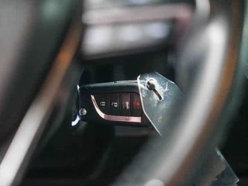 Certified 2023 Toyota Camry SE image 43