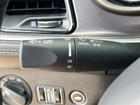 Used 2022 Dodge Challenger R/T Scat Pack image 31