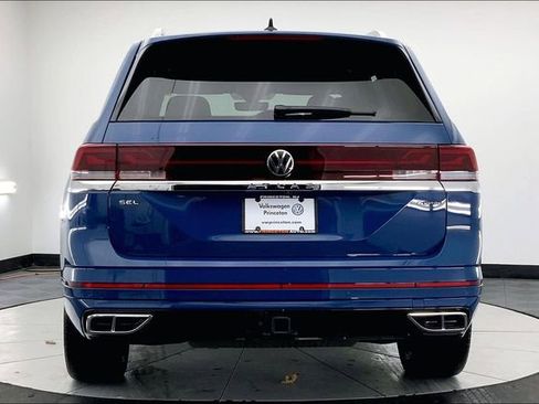 Used 2025 Volkswagen Atlas SEL Premium R-Line AWD/4WD image 4