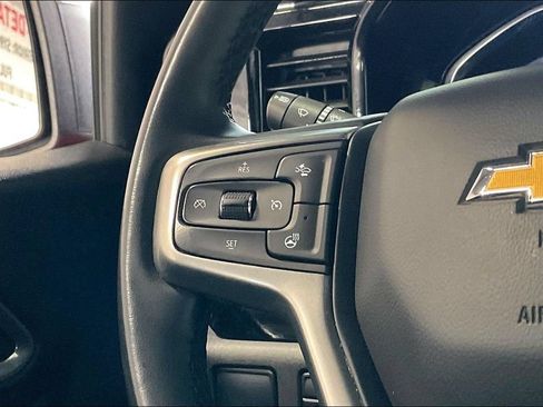 Used 2025 Chevrolet Silverado 1500 LT RWD image 8