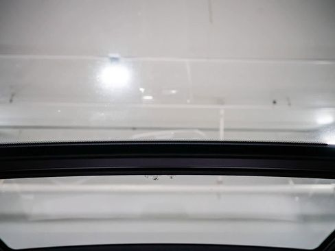 Used 2021 BMW X5 M w/ Executive Package image 11