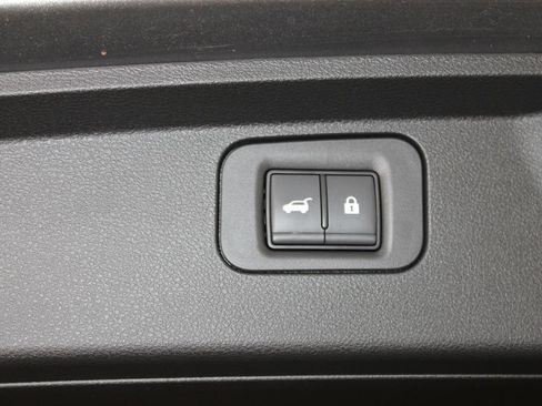 Used 2025 Nissan Armada PRO-4X AWD/4WD image 34