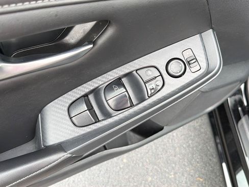 Used 2025 Nissan Sentra SV w/ All-Weather Package FWD image 32