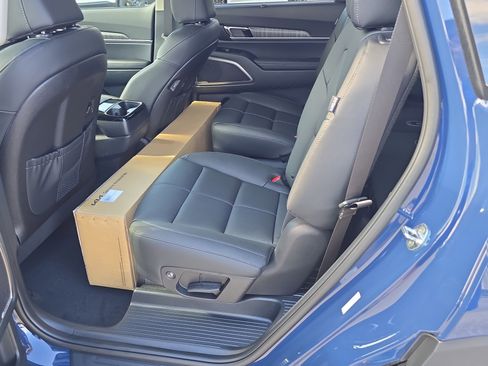 New 2025 Kia Telluride EX image 19