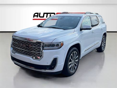 Used 2023 GMC Acadia Denali w/ Denali Ultimate Package image 3