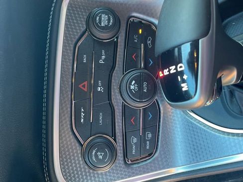 Used 2016 Dodge Challenger SRT Hellcat RWD image 11