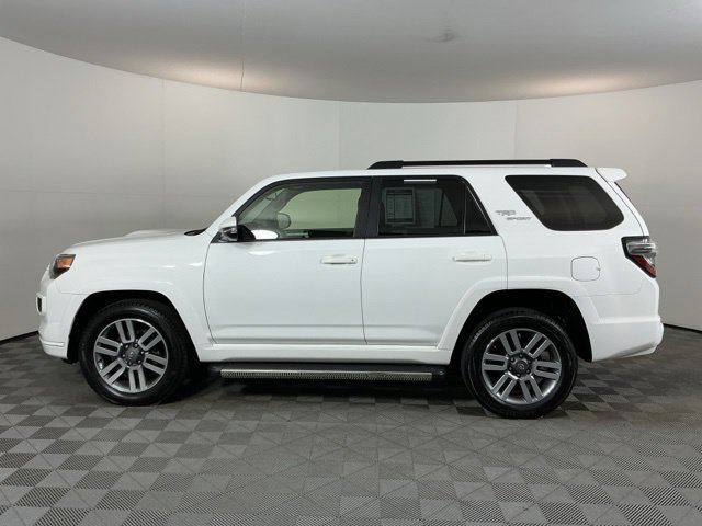 Used 2022 Toyota 4Runner TRD Sport w/ Technology Package AWD/4WD image 8