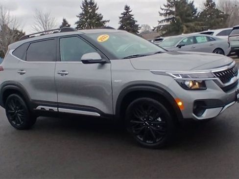 Certified 2023 Kia Seltos Nightfall Edition image 4