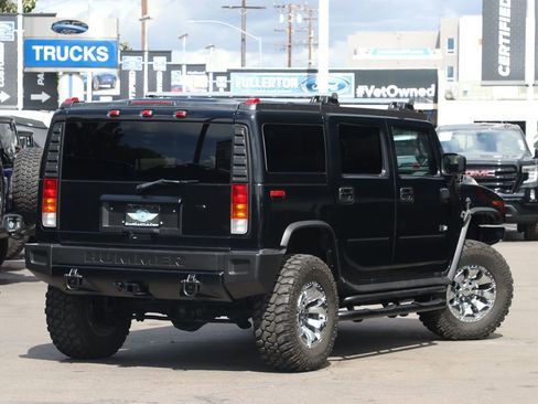 Used 2004 HUMMER H2 w/ Preferred Equipment Group image 2
