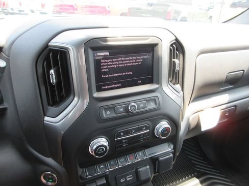 Certified 2025 GMC Sierra 1500 Pro w/ Pro Value Package AWD/4WD image 21