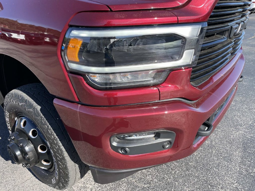 Used 2024 RAM 3500 Laramie w/ Night Edition AWD/4WD image 37