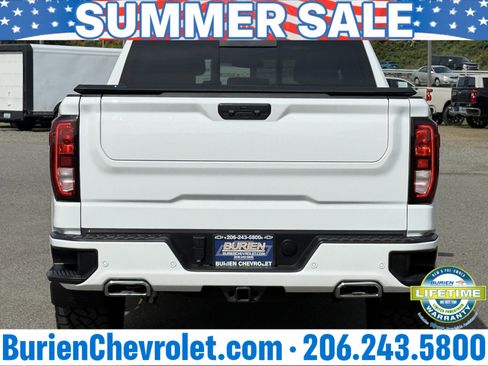Used 2025 GMC Sierra 1500 Elevation w/ Elevation Premium Package AWD/4WD image 4