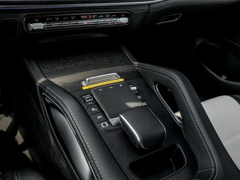 Certified 2026 Mercedes-Benz GLE 450 4MATIC image 16