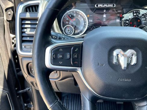 Used 2019 RAM 1500 Laramie AWD/4WD image 22