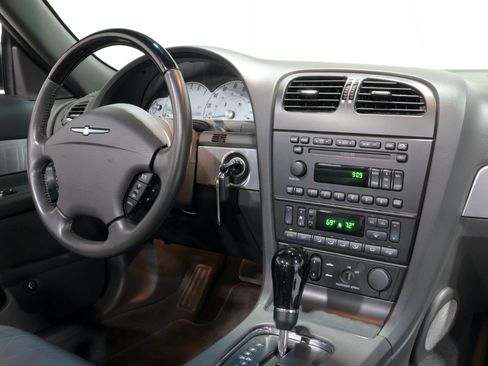 Used 2002 Ford Thunderbird image 13