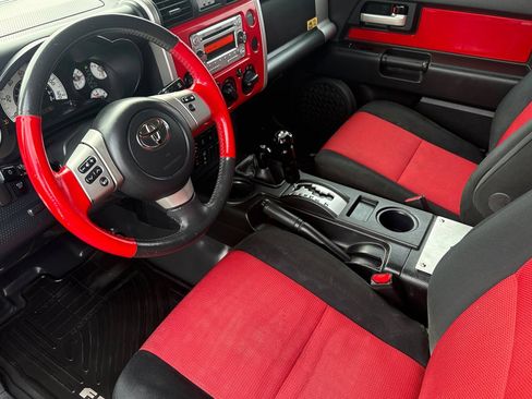 Used 2012 Toyota FJ Cruiser 4WD w/ Trail Teams Special Edition image 9