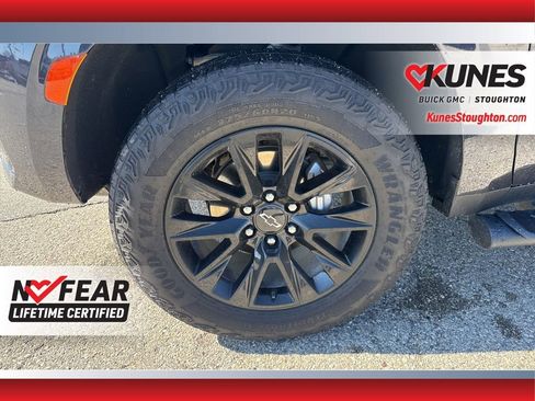Used 2024 Chevrolet Tahoe Z71 w/ Max Trailering Package AWD/4WD image 16
