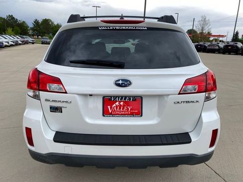 Used 2013 Subaru Outback 2.5i Limited w/ Moonroof Pkg AWD/4WD image 4
