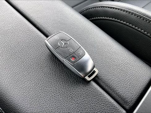 Certified 2022 Mercedes-Benz GLS 450 4MATIC image 39