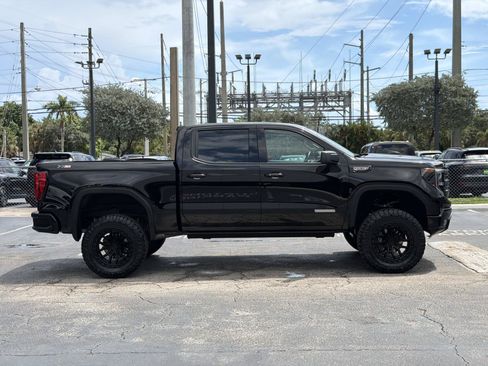 Used 2024 GMC Sierra 1500 Elevation w/ LPO, Elevation Black Package AWD/4WD image 2