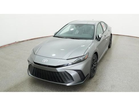 New 2026 Toyota Camry SE image 16