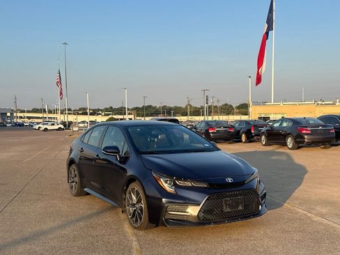 Used 2021 Toyota Corolla SE FWD image 1