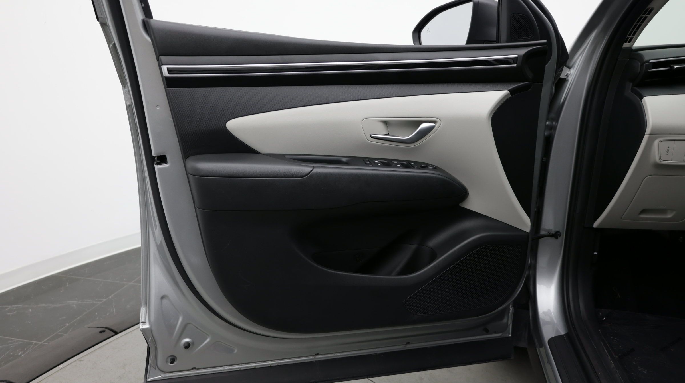 Used 2024 Hyundai Tucson SE FWD image 11