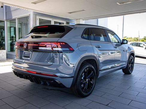 New 2026 Volkswagen Atlas Cross Sport SEL R-Line AWD/4WD image 2